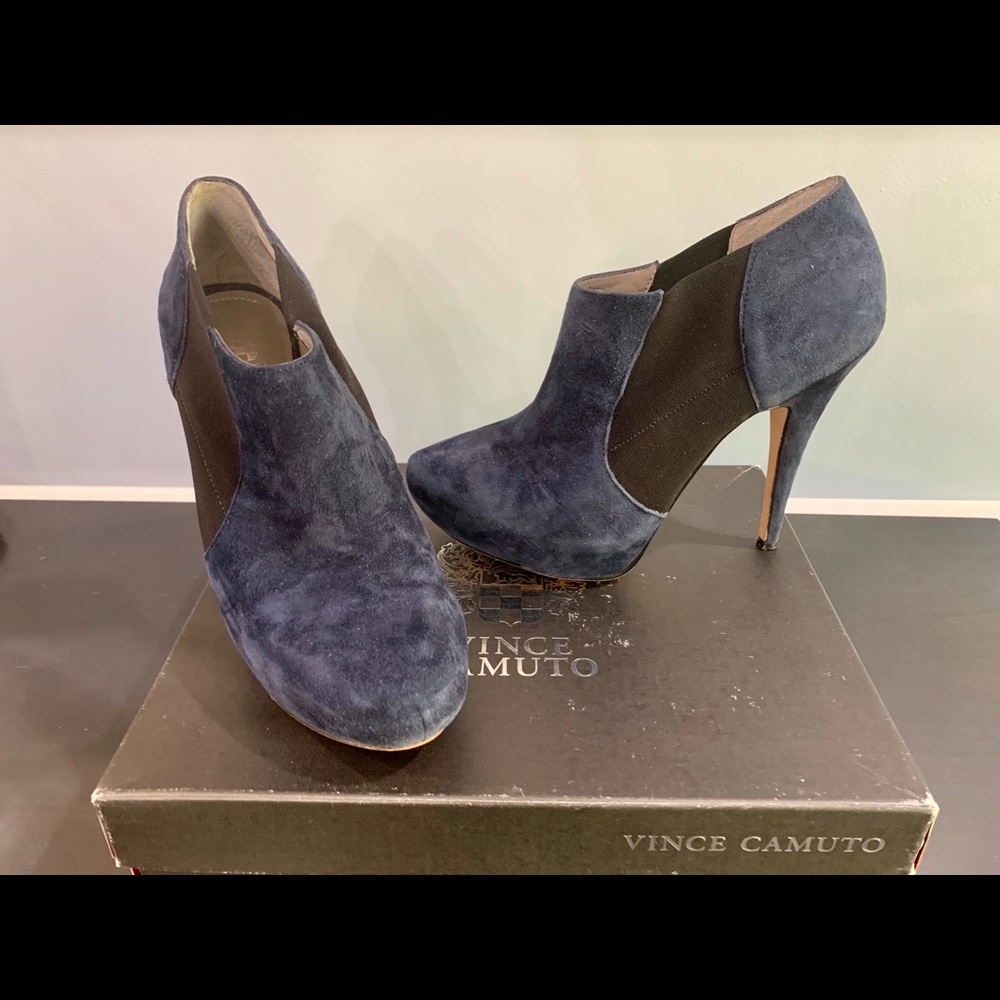 Vince Camuto Jordy Blue Suede booties